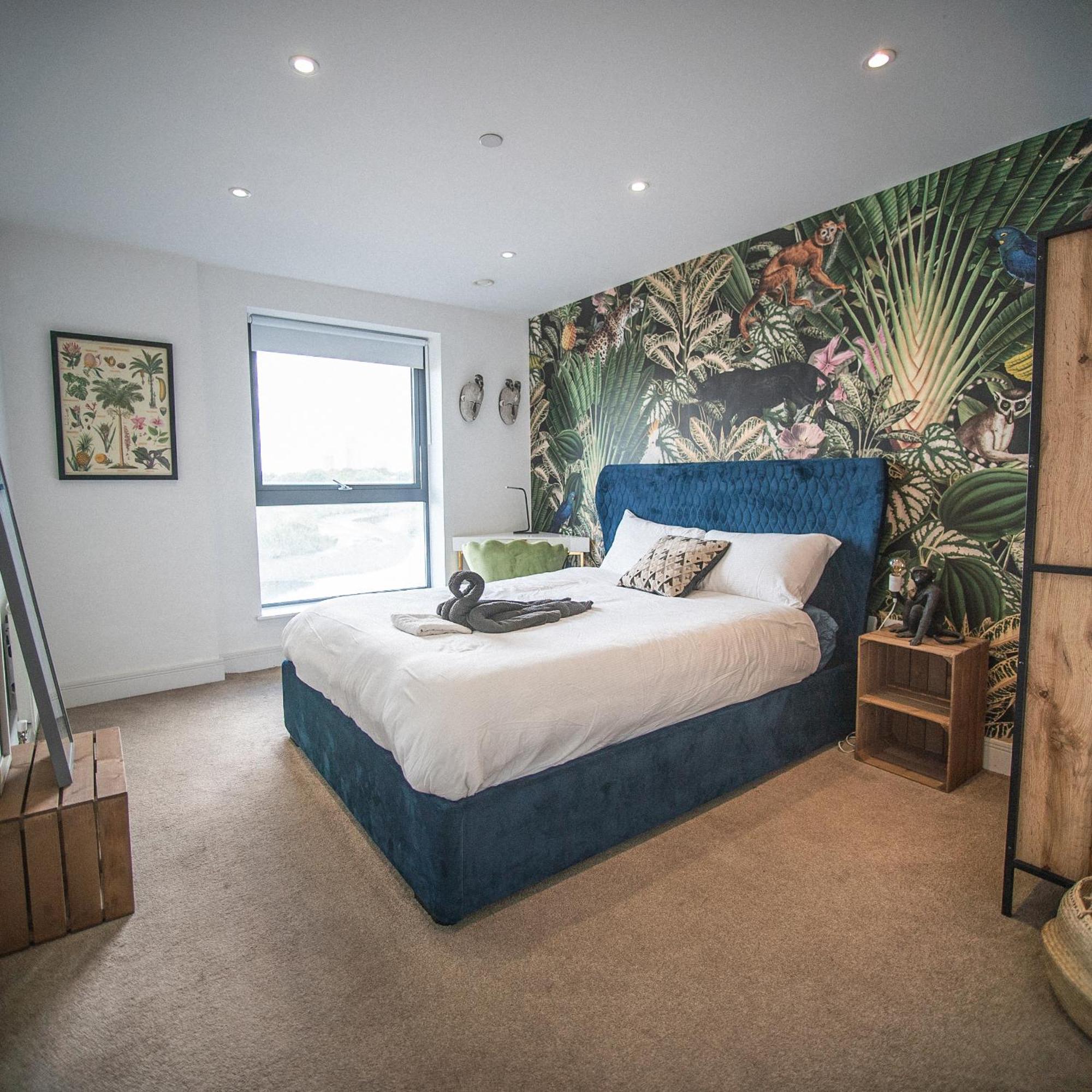 Stunning Riverside View Apartment, Near Canary Wharf & O2 Лондон Екстер'єр фото
