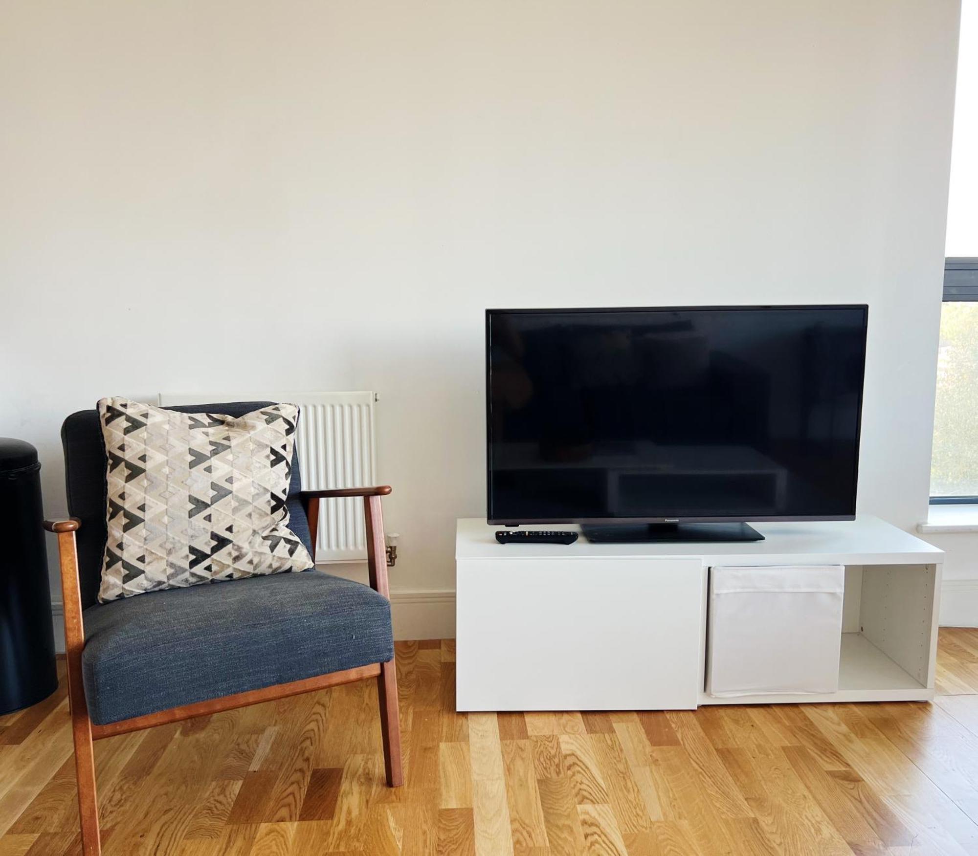 Stunning Riverside View Apartment, Near Canary Wharf & O2 Лондон Екстер'єр фото